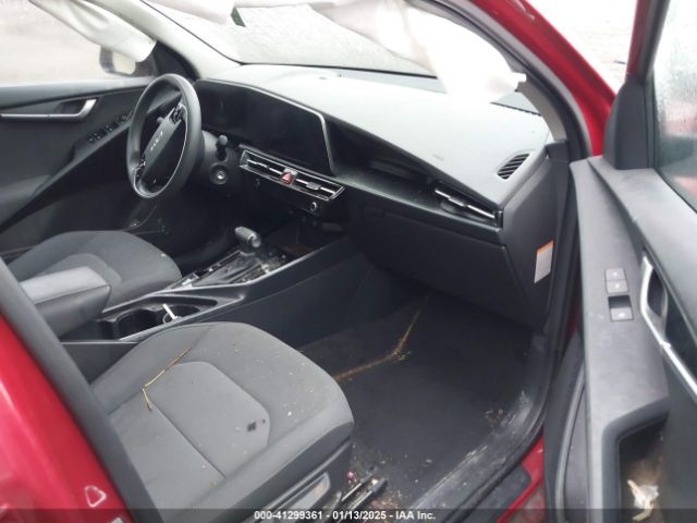 KNDCP3LE4R5121129 KIA NIRO LX