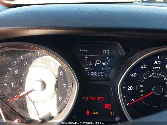 Hyundai Elantra Limited 2015 5NPDH4AE7FH615457 Image 7