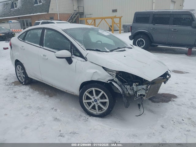 Ford FIESTA SE 2019 3FADP4BJ4KM123333 Image 1