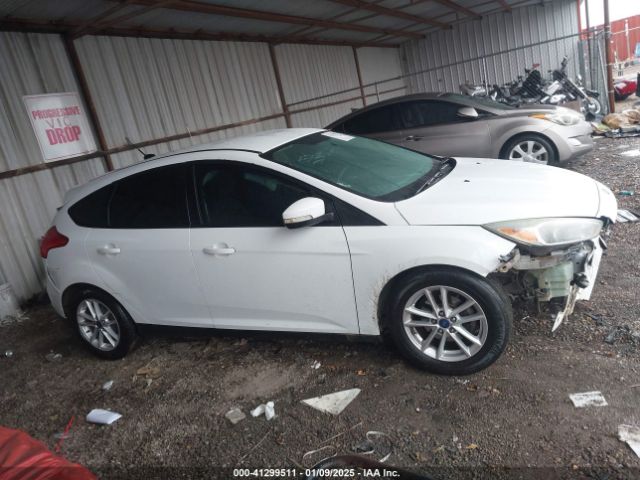 1FADP3K23FL276005 Ford FOCUS SE