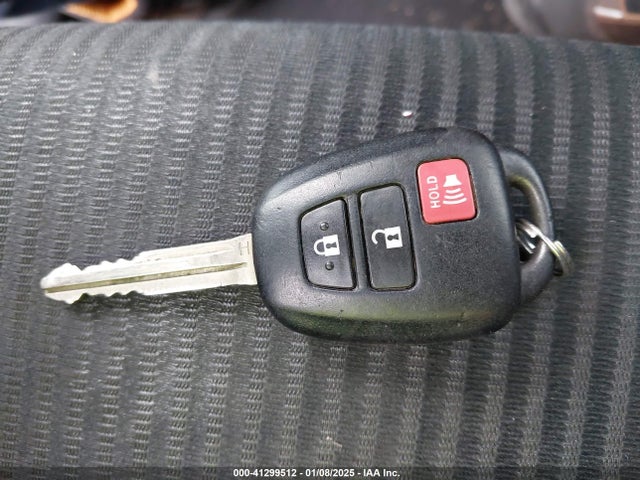 Toyota RAV4 LE 2015 2T3ZFREV3FW142992 Image 11