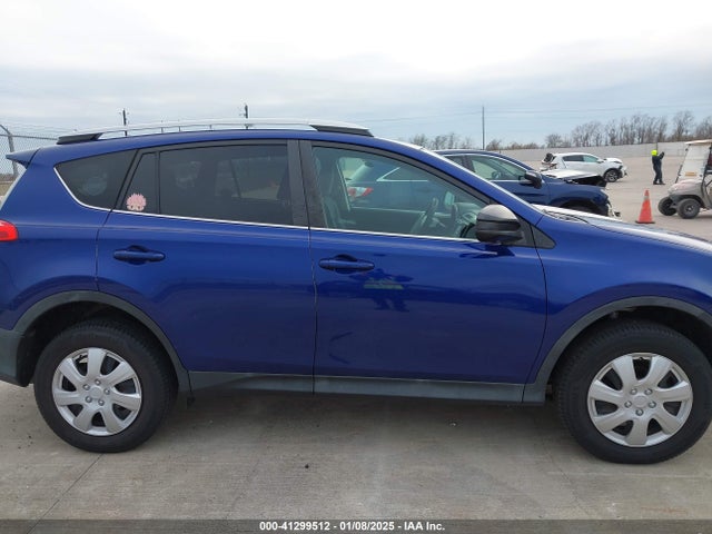 Toyota RAV4 LE 2015 2T3ZFREV3FW142992 Image 13