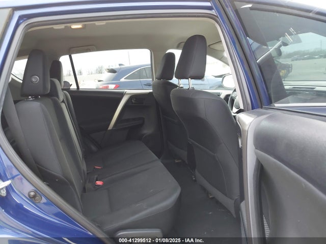 Toyota RAV4 LE 2015 2T3ZFREV3FW142992 Image 8
