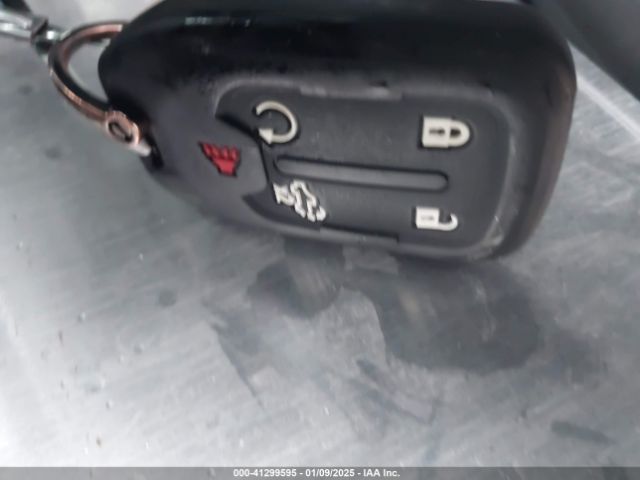 3GCUYDED5MG226677 Chevrolet Silverado 1500 4wd  Short Bed Lt
