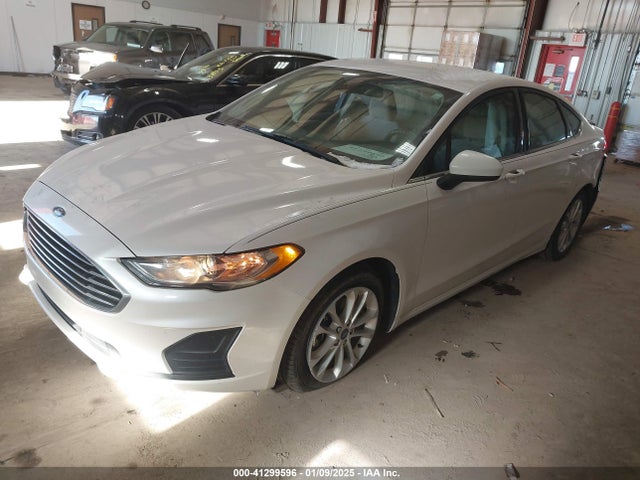 Ford FUSION SE 2020 3FA6P0HD6LR251595 Image 2