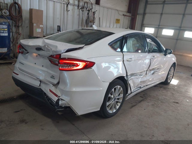Ford FUSION SE 2020 3FA6P0HD6LR251595 Image 4