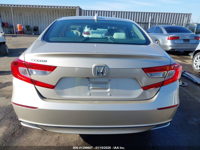 Honda ACCORD LX 2018 1HGCV1F13JA042695 Image 16