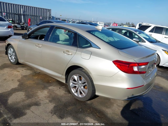 Honda ACCORD LX 2018 1HGCV1F13JA042695 Image 3