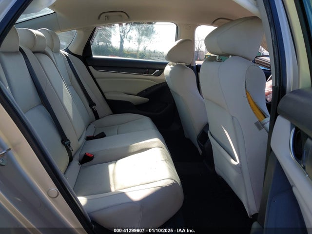 Honda ACCORD LX 2018 1HGCV1F13JA042695 Image 8