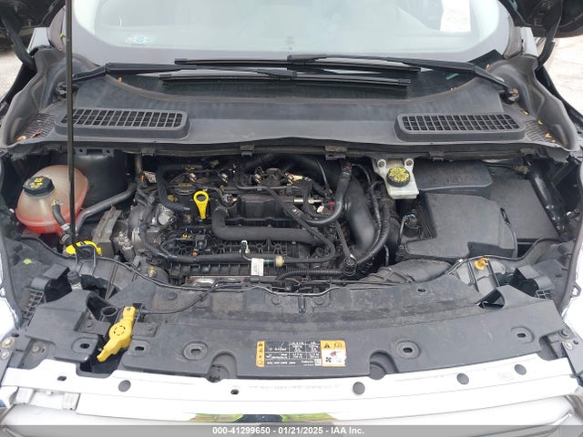 1FMCU9GD0KUA72449 Ford ESCAPE SE