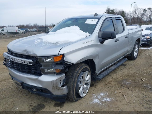 1GCRWBEKXLZ375096 Chevrolet Silverado 1500 2wd  Standard Bed Custom