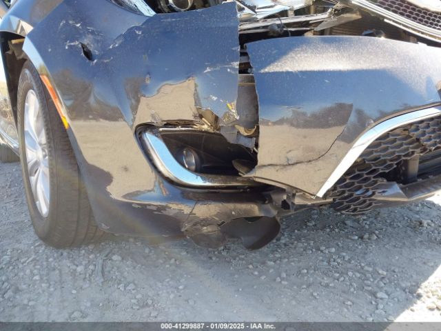 2C4RC1BG2HR741427 Chrysler Pacifica Touring-l