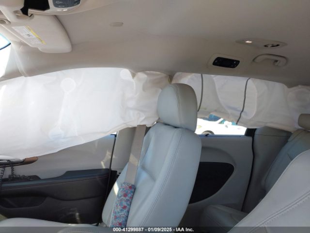 2C4RC1BG2HR741427 Chrysler Pacifica Touring-l