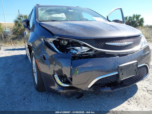 2C4RC1BG2HR741427 Chrysler Pacifica Touring-l