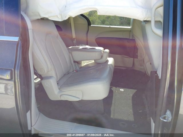 2C4RC1BG2HR741427 Chrysler Pacifica Touring-l