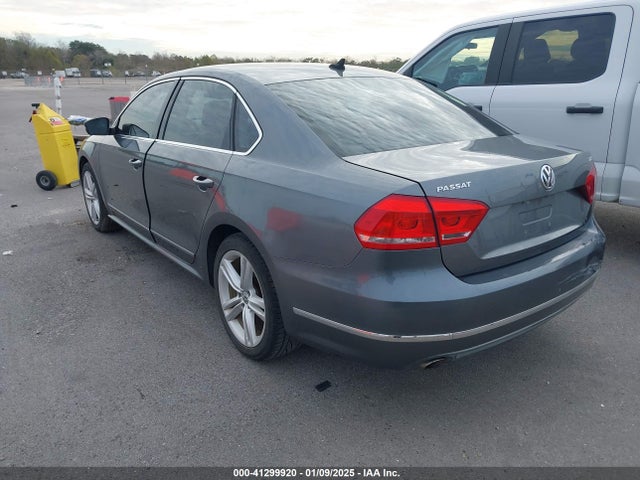 1VWBN7A30EC001521 Volkswagen Passat 2.0l Tdi Se