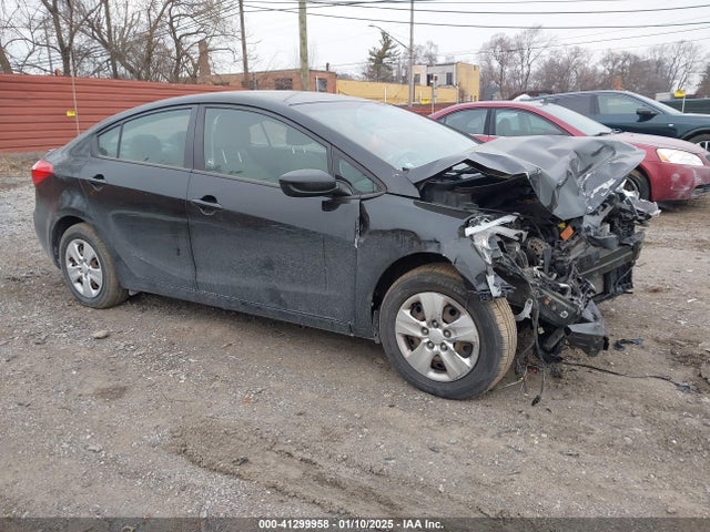 KIA FORTE LX 2016 KNAFK4A69G5613792 Image 1