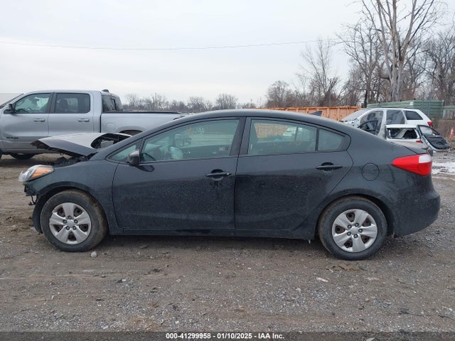 KIA FORTE LX 2016 KNAFK4A69G5613792 Image 14