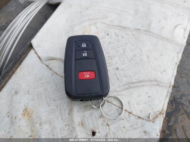 JTDL9RFU6K3009420 Toyota Prius Le