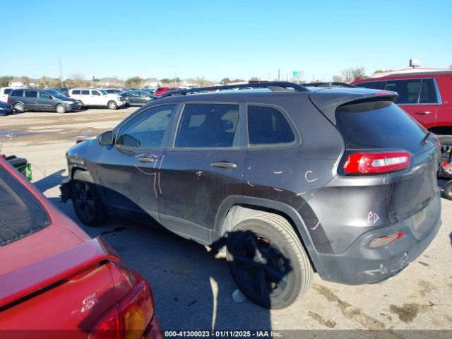1C4PJLAS4GW329773 Jeep Cherokee Altitude