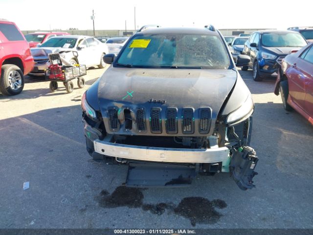 1C4PJLAS4GW329773 Jeep Cherokee Altitude