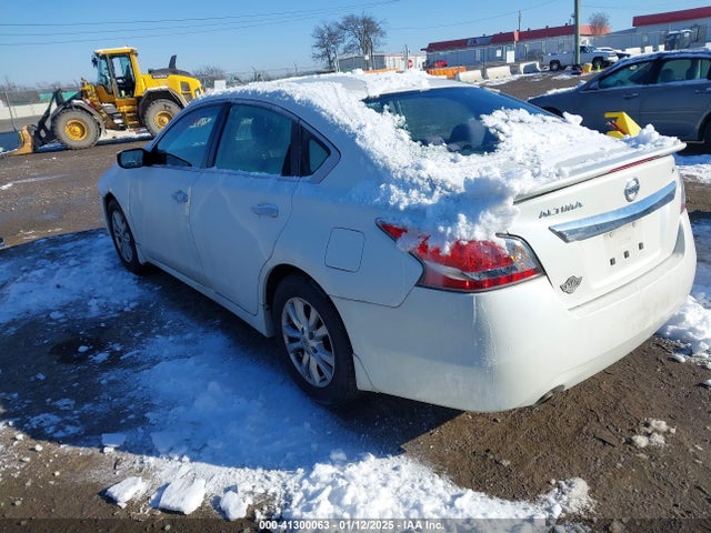 Nissan Altima 2.5 S 2015 1N4AL3AP1FC154335 Image 3