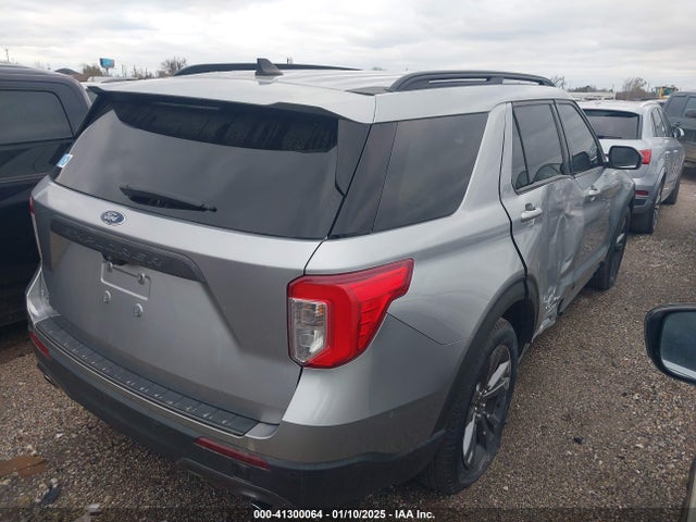 Ford EXPLORER XLT 2022 1FMSK7DH8NGA35150 Image 4