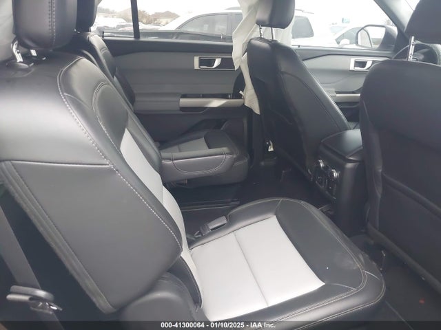 Ford EXPLORER XLT 2022 1FMSK7DH8NGA35150 Image 8