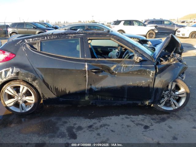 KMHTC6AD3EU184600 Hyundai Veloster Base W/gray