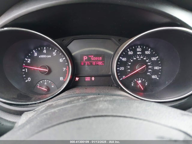 KIA SEDONA LX 2016 KNDMB5C14G6155896 Image 7