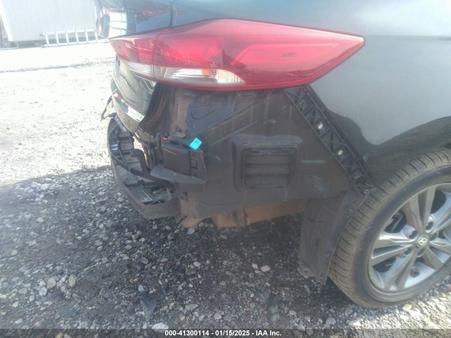 5NPD84LF1JH334060 Hyundai Elantra Sel/value/limited