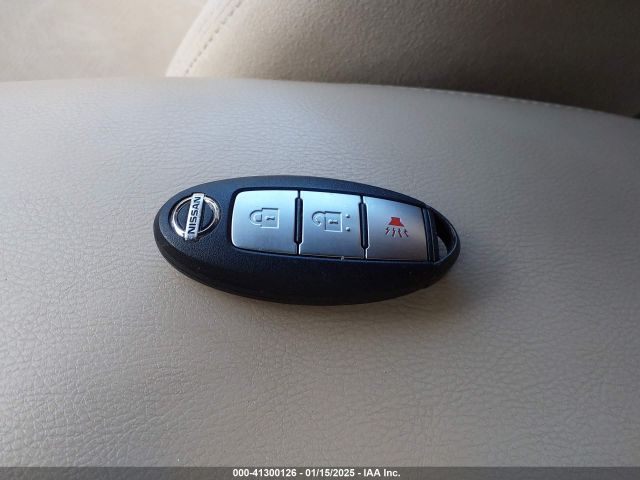 KNMAT2MVXFP530716 Nissan ROGUE SV