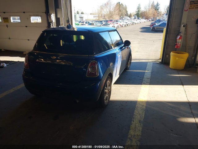 2013 MINI HARDTOP WMWSU3C52DT691054 Photo 3