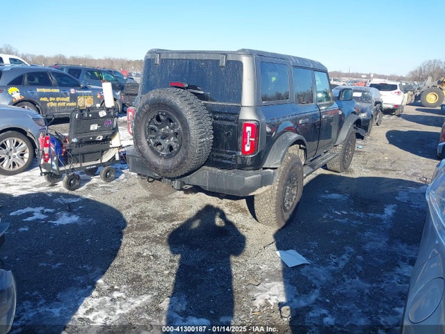 Ford Bronco Wildtrak 2023 1FMEE5DP8PLB81994 Image 4