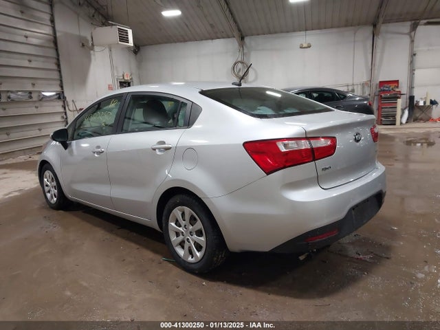 KNADM4A31F6483619 KIA RIO LX