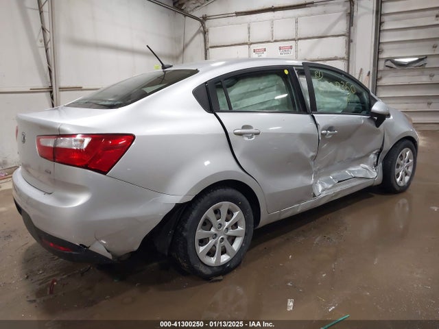 KNADM4A31F6483619 KIA RIO LX