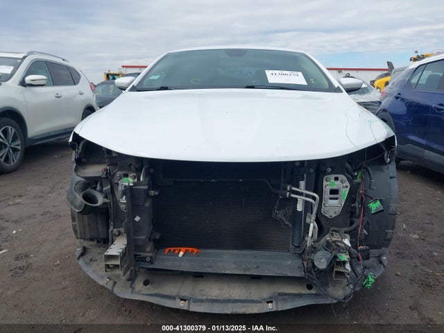 Chrysler 200 Limited 2015 1C3CCCAB6FN554942 Image 13