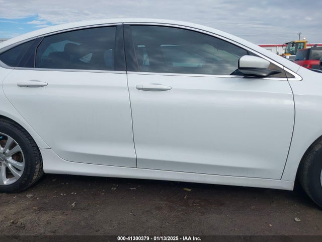 Chrysler 200 Limited 2015 1C3CCCAB6FN554942 Image 14