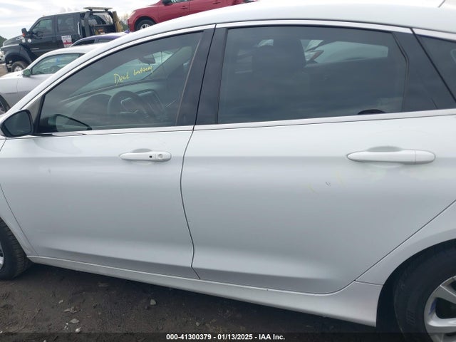Chrysler 200 Limited 2015 1C3CCCAB6FN554942 Image 15