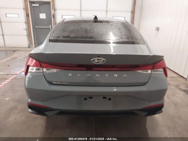 KMHLM4AG4NU245285 Hyundai ELANTRA SEL