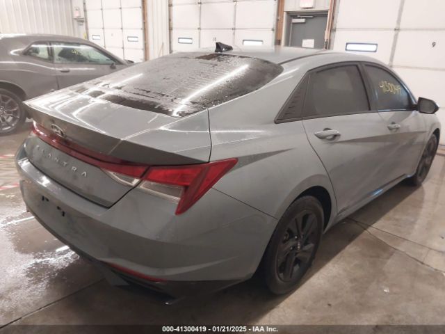 KMHLM4AG4NU245285 Hyundai ELANTRA SEL