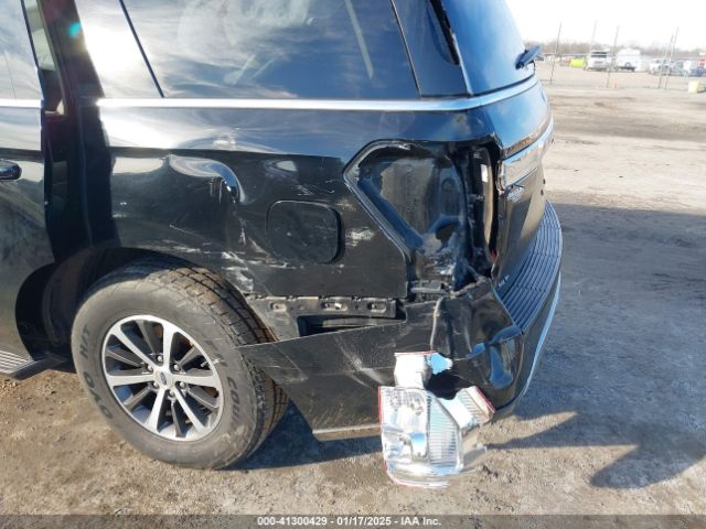 1FMJU1HTXJEA27249 Ford Expedition Xlt