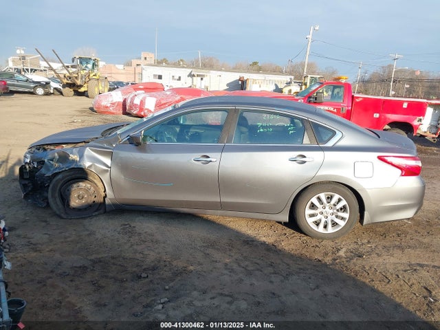 Nissan Altima 2.5 S 2016 1N4AL3AP4GN358732 Image 14