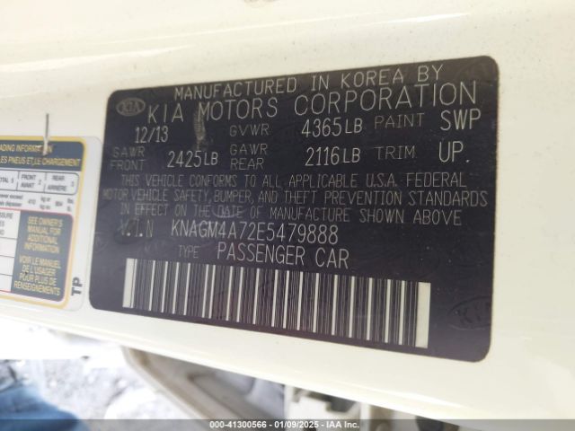 KNAGM4A72E5479888 KIA Optima Lx