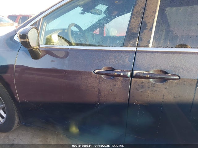Chrysler Pacifica Select 2025 2C4RC1BG0SR518889 Image 15