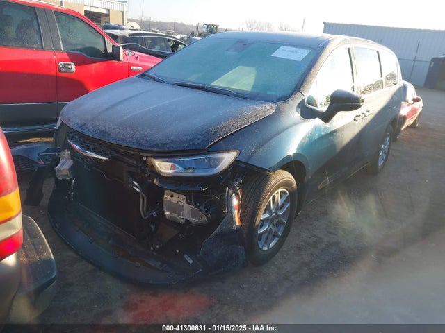 Chrysler Pacifica Select 2025 2C4RC1BG0SR518889 Image 2