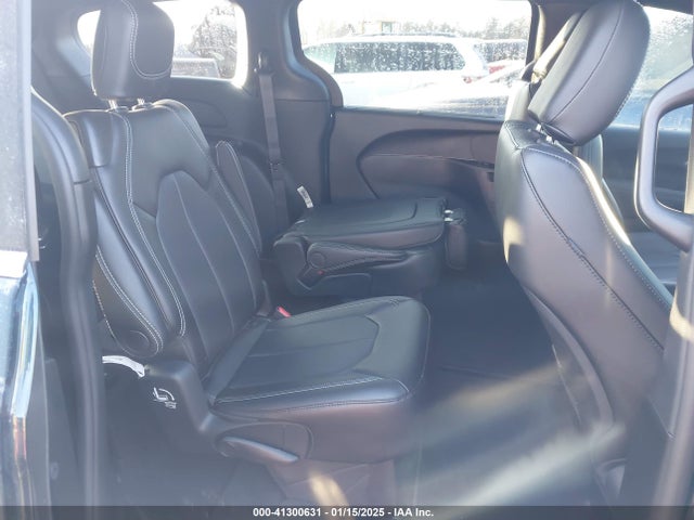 Chrysler Pacifica Select 2025 2C4RC1BG0SR518889 Image 8