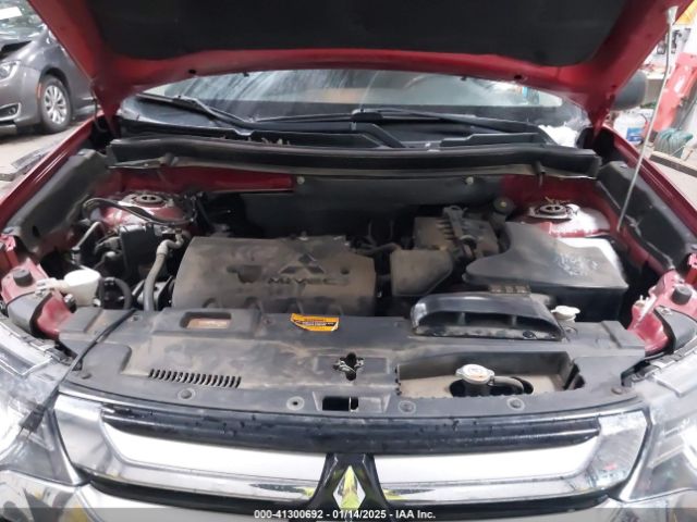JA4AZ3A37JZ058182 Mitsubishi Outlander Es
