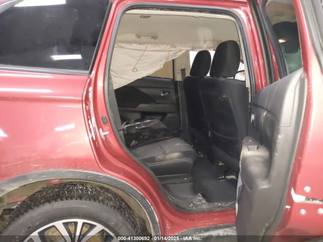 JA4AZ3A37JZ058182 Mitsubishi Outlander Es