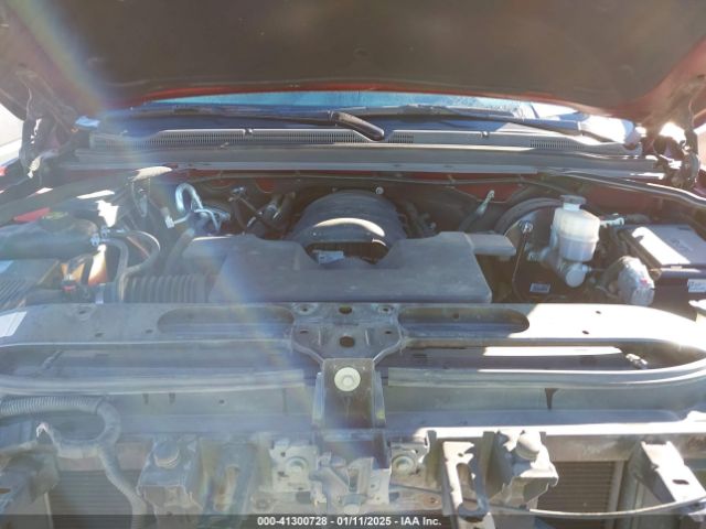 1GNSKBKC3KR377093 Chevrolet Tahoe Lt